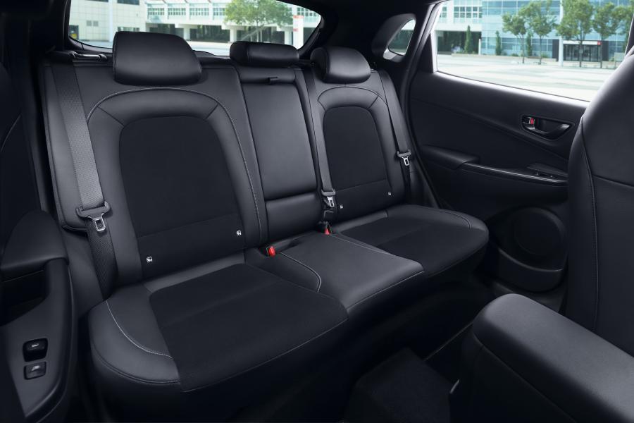 Интерьер Hyundai Kona N (OS) 2021 года  (WW) (фото 25 из 29)